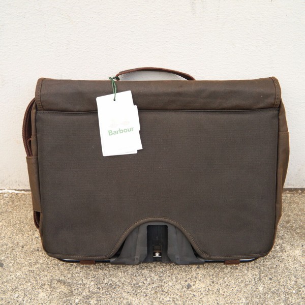 Barbour x Brompton] Wax City Bag 12L 入荷しています