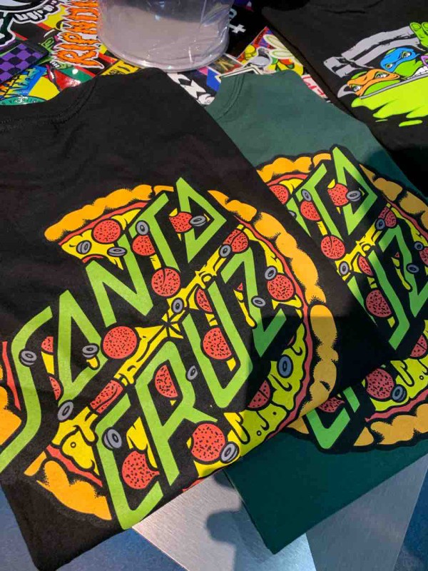 SANTA CRUZ X TEENAGE MUTANT NINJA TURTLES！！ : WARP STAFF BLOG