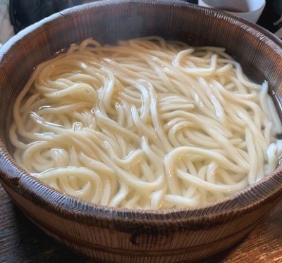釜あげうどん 中ジャンボ 特大 何玉 何人前 わら家 公式ブログ