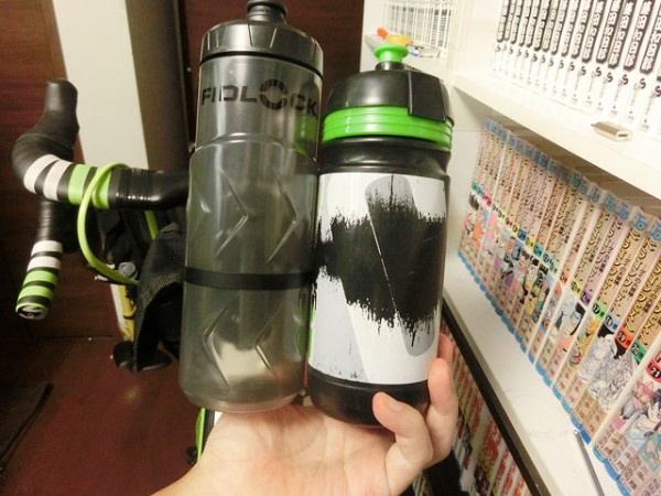 フィドロック Fidlock の磁力を使ったマグネットマウントボトルホルダーで完璧超人化 サイクルスパイス