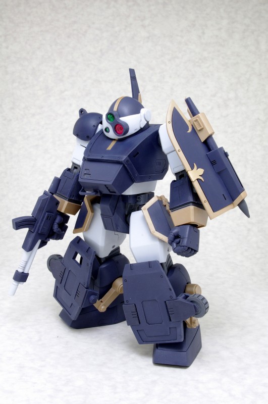 キリコの盟友ル シャッコが駆る機体 ベルゼルガwp 1 24 Atシリーズ最新作のカラーレジンキットをレビュー ウェーブ開発部ブログ