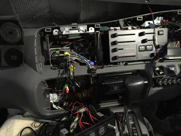 ナビ電源をサブバッテリーに切り替える③ 作業手順編 : 超ショートな 