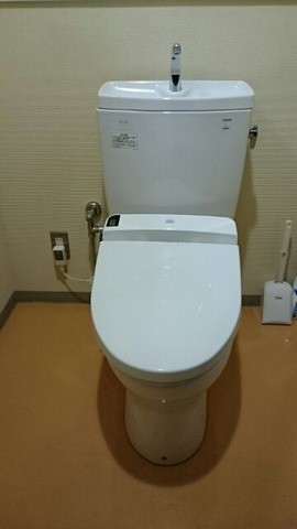 TOTO TCF6131R型 大府市きょうわ眼科ｸﾘﾆｯｸ : ウォシュレットの神様