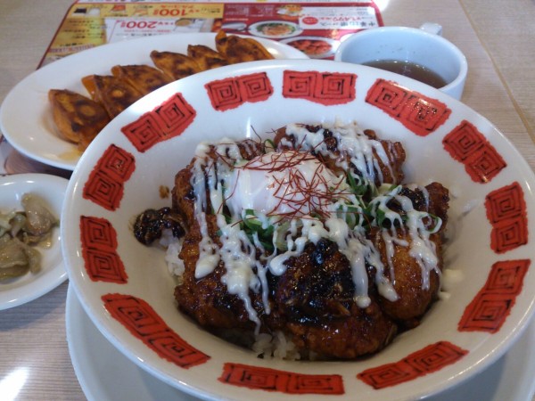 バーミヤン 揚げ鶏の照りマヨ丼 シビ からっ 赤餃子 東山水上行