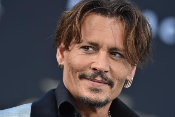 ハリーポッター作者jkローリング氏 最新映画でのジョニー デップ起用を擁護 Dv疑惑で批判 シネマワールド 2ch