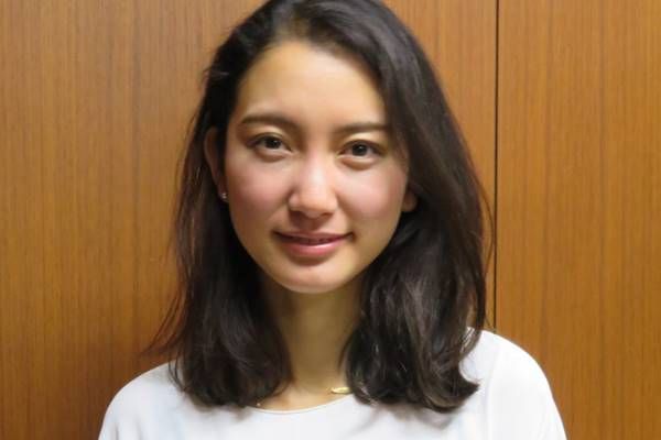 テレ朝 小川彩佳アナ 報ステ 卒業 し 心機一転 新ヘアスタイルを公開します 芸能ニューーース