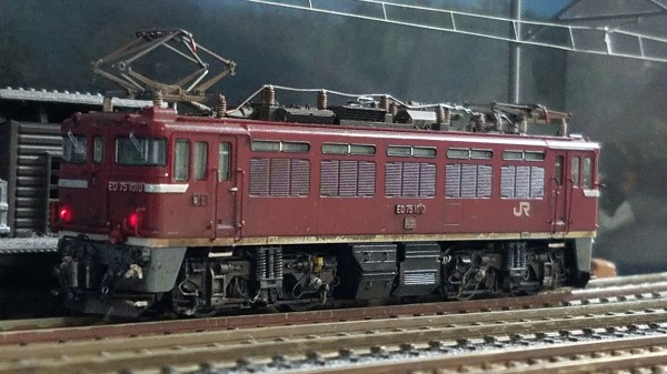 TOMIX 2105 ED75 1000 （前期形・JR貨物新更新車）の追加加工整備 その④完成 : （仮称）東北本線 岩○機関区