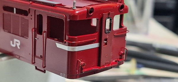 TOMIX HO-165 ED75 700 （後期型•サッシ窓）の精密加工整備 その②