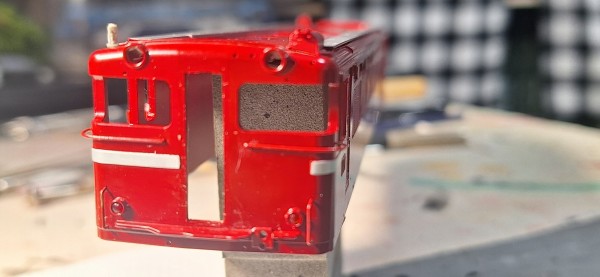 TOMIX HO-165 ED75 700 （後期型•サッシ窓）の精密加工整備 その②