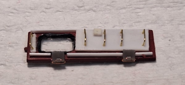 TOMIX HO-165 ED75 700 （後期型•サッシ窓）の精密加工整備 その②
