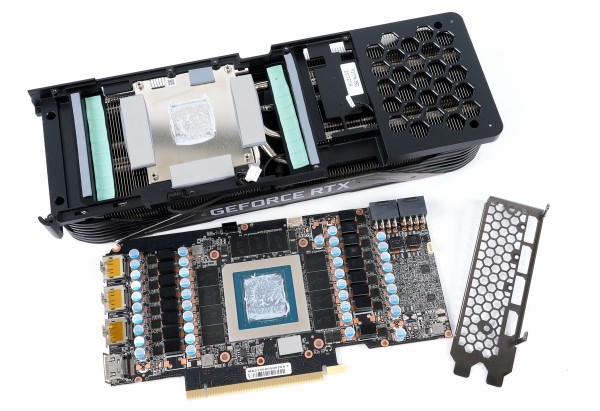 Gainward GeForce RTX 3080 Ti Phoenix」をレビュー。安価で入手 Gainward GeForce RTX 3080 Ti Phoenix」をレビュー。安価で入手