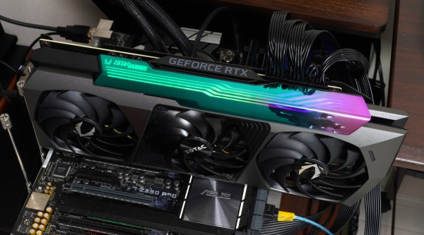 GAMING GeForce RTX 3080 AMP Holoの+masupport.agency