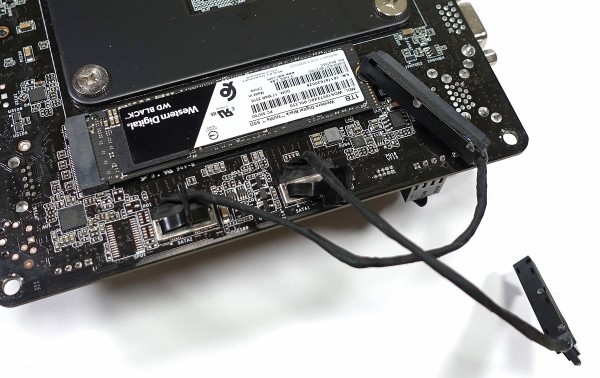 ASRock DeskMini A300」をレビュー。Ryzen 5 2400G＆メモリ周波数 