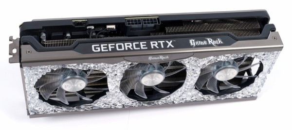 Palit GeForce RTX 3070 Ti GameRock OC」をレビュー。七色に輝く