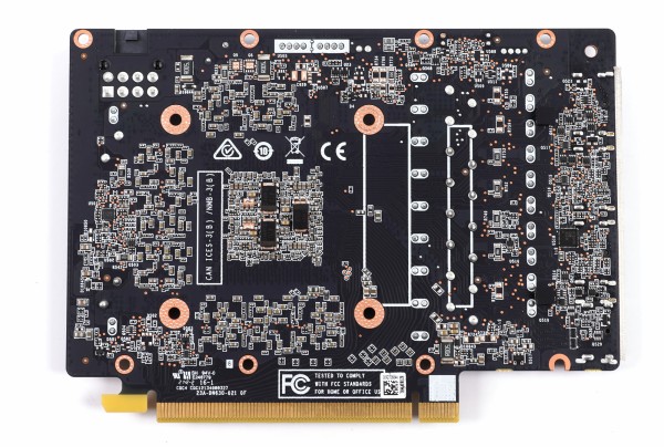 ZOTAC GAMING GeForce RTX 3050 Twin Edge OC」をレビュー