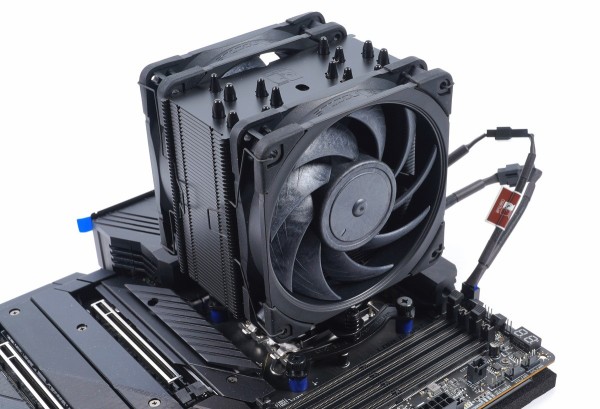 Noctua NH-U12A chromax.black」をレビュー。Core i9 12900Kや