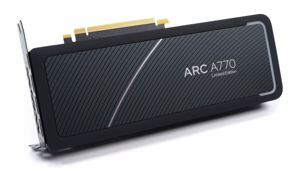 Intel Arc A770 16GB Limited Edition」をレビュー。ミドルクラスGPUで