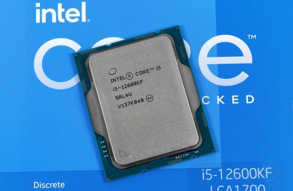 intel core i5 12600KF - PCパーツ