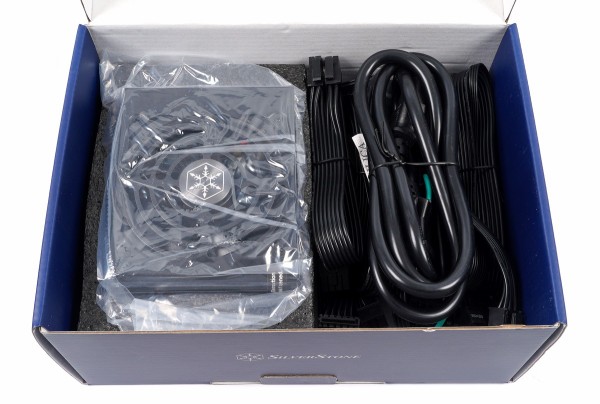 SilverStone Extreme 850R Platinum」をレビュー。12VHPWR対応で SilverStone Extreme 850R Platinum」をレビュー。12VHPWR対応で