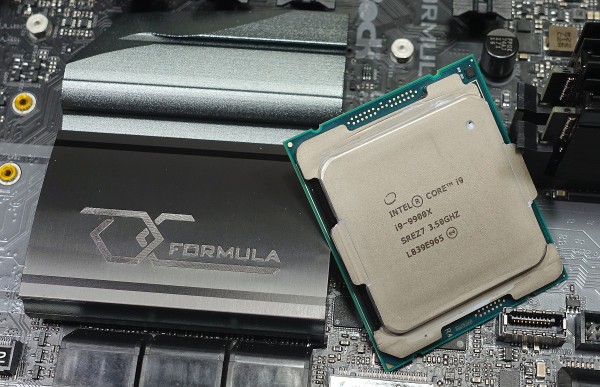 Intel Core i9 9900Xを4.4GHz OCで7900Xと比較レビュー。STIMは殻割り