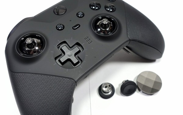Xbox Elite ワイヤレス コントローラー シリーズ 2」をレビュー : 自作 