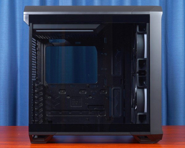 Fractal Design Torrent Compact」をレビュー。TGP300W超グラボ