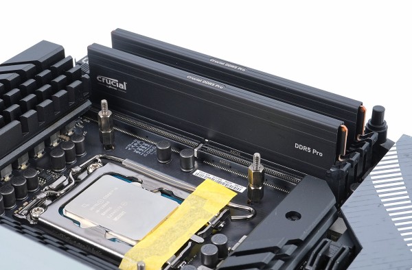 Crucial DDR5 Pro CP2K24G60C48U5」をレビュー。6000MHzで1.100V