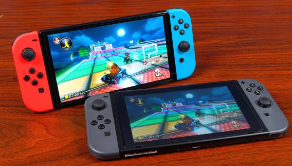 Nintendo Switch 有機ELの画質を実写比較。Joy-Conレールのグラつきも