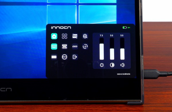 有機ELモバイルモニタ「INNOCN PU15-PRE」をレビュー。バッテリー内蔵