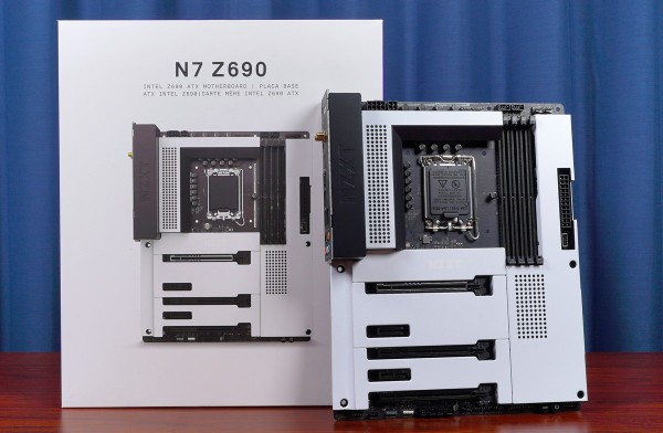 NZXT N7 Z690 ATX N7-Z69XT-W1
