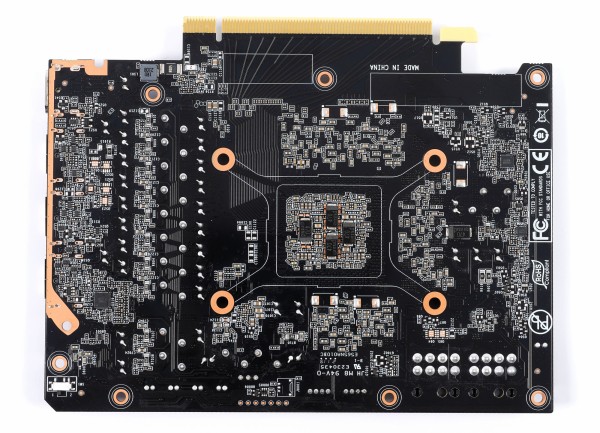 Palit GeForce RTX 3070 Ti GameRock OC」をレビュー。七色に
