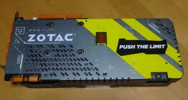 超重量級クーラー搭載のZOTAC GTX 1080 AMP Extremeをレビュー