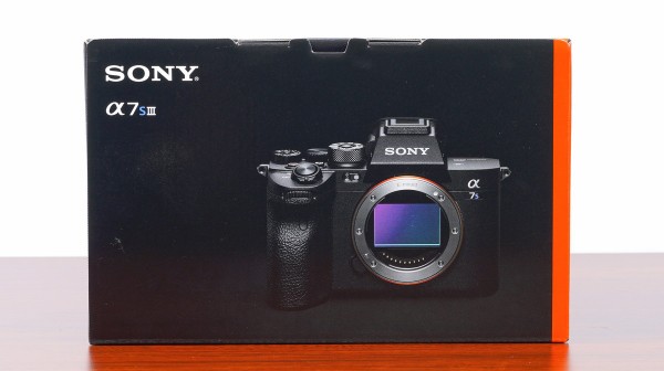 Sony α7S III」をレビュー。ISO感度ノイズをα7Cと比較のつもりが 