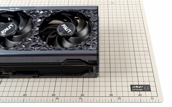 Palit GeForce RTX 4080 GameRock OC」をレビュー : 自作と Palit GeForce RTX 4080 GameRock OC」をレビュー : 自作と