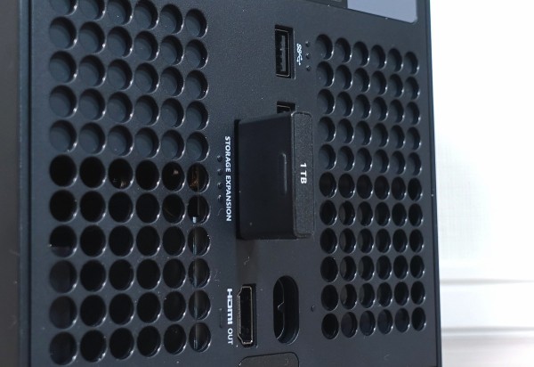 Xbox Series X/S用ストレージ拡張カードが届いた : 自作とゲームと趣味 ...