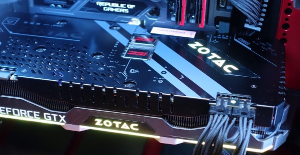 定格2GHz越え超弩級グラボ「ZOTAC GTX 1080 Ti AMP Extreme」を