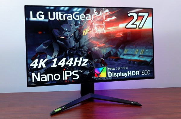 LG 27GN950-B」をレビュー。4K/144Hz/フルRGB対応のIPS液晶ゲーミング 
