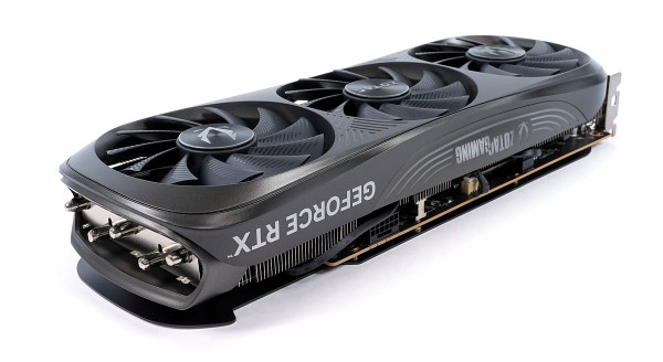 ZOTAC GeForce RTX 4080 SUPER Trinity」をレビュー。MSRP ZOTAC GeForce RTX 4080 SUPER Trinity」をレビュー。MSRP