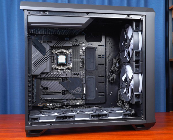 Torrent Nano RGB TG | Fractal Design ミニタワー型PCケース