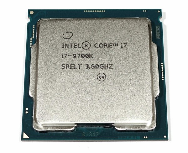 Intel Core i7 9700K」をレビュー。PCゲームプレイ専門ならCore i9 