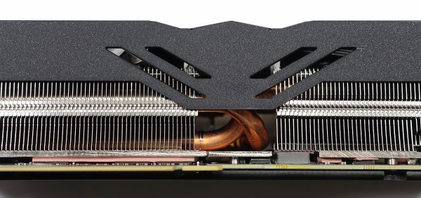 Palit GeForce RTX 2080 Ti GamingPro OC」をレビュー。3スロット占有