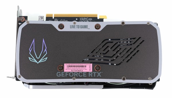 ZOTAC RTX 4070 SUPER Twin Edge OC」をレビュー。既存システム