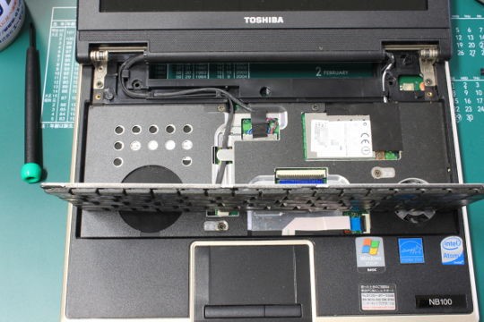 修理]東芝 NB100/HF SSD 128Gに交換 : wnc develop 記録