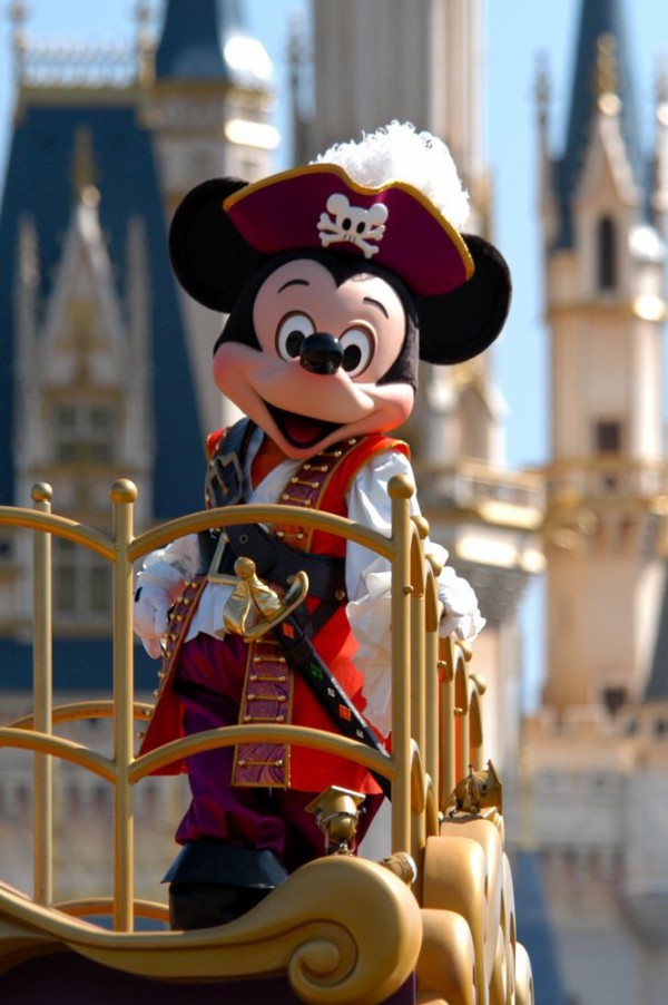 グリ パイレーツ に女海賊 アンジェリカ 登場 Tdl ミッキークルーズ ミカのディズニーリゾートへの旅 10