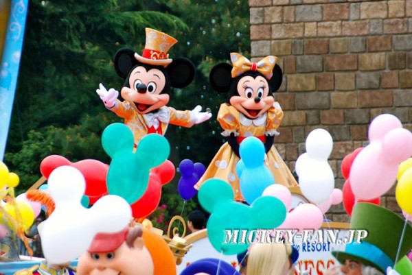 ついに ザ ハピネス イヤー が開幕 Tdl ミッキークルーズ ミカのディズニーリゾートへの旅 10