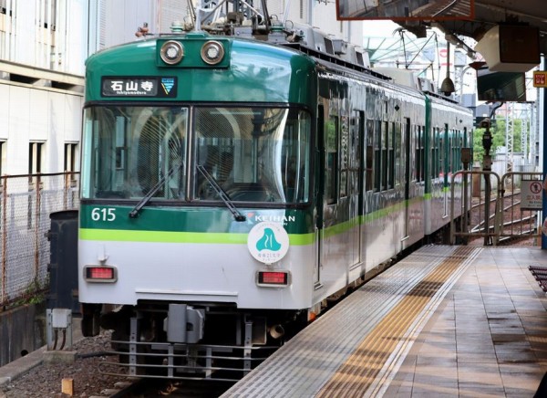 響けユーフォニアム2023（京阪電車） : ad-car's ラッピングデス