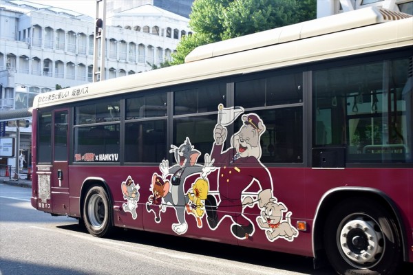 トムとジェリー×阪急電車「ラッピングバス1/80ディスプレイモデル（千里）」 トムとジェリー✖️阪急電車「ラッピングバス1/80ディスプレイ