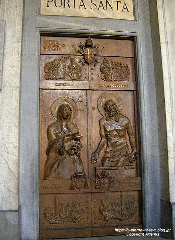 サンタマリア・マッジョーレ大聖堂 聖年の扉 聖遺物箱 聖母の戴冠