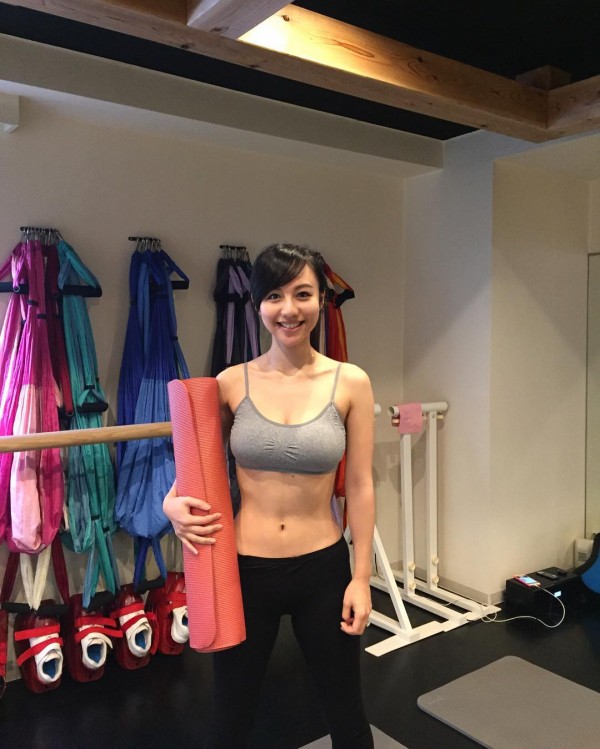 谷村奈南 巨乳 Fカップ天然垂れおっぱい 乳首ポッチしてエロすぎ 彼氏の井岡一翔はオナネタにされても平気 もうヌード写真集やグラビアとと同じ 画像503枚 かわいい子の抜ける水着下着グラビアやヌード お宝最新画像写真 動画まとめ