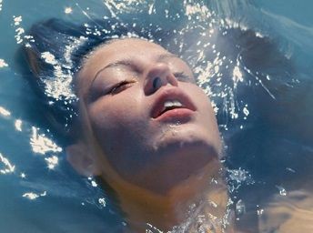 アデル ブルーは熱い色 佐藤秀の徒然幻視録